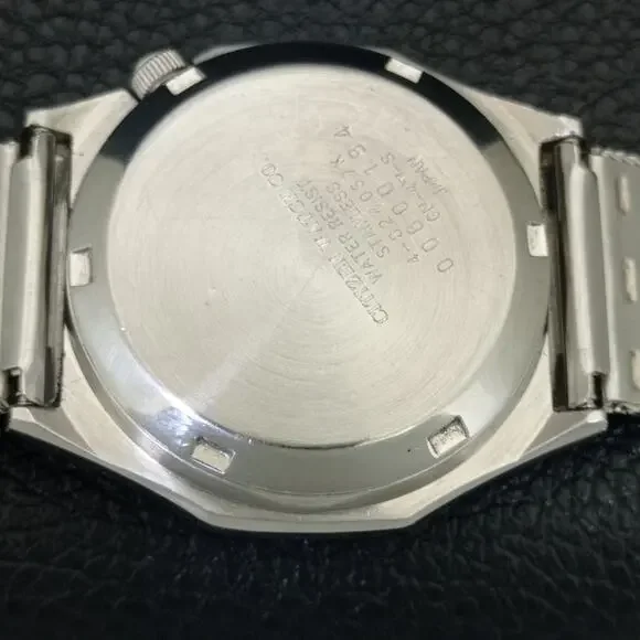 Vintage 1982 Citizen Automatic Mens Silver Watch W/daydate & Gold accents
